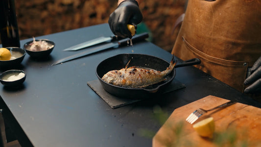 Mediterranean Style Sea Bream – Wood-Fired in the Glowen Raptor 2 - Glowen
