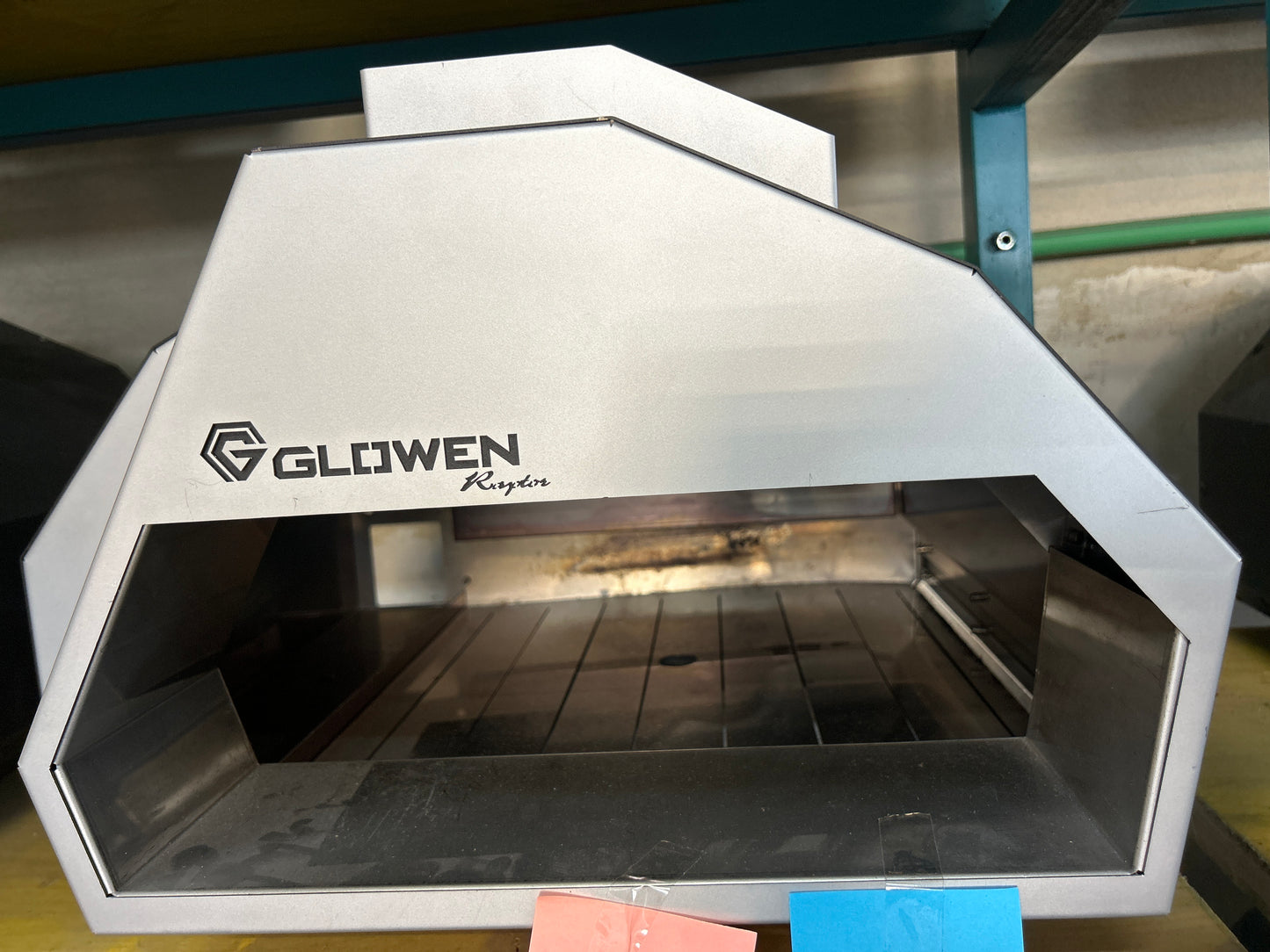T3 Glowen Raptor Black & Silver Multi-Fuel Pizza Oven - Refurbished model