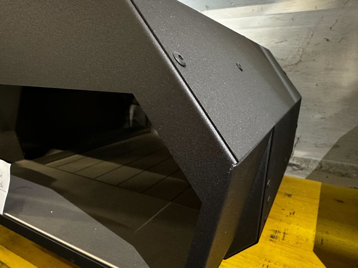 Glowen Raptor Black Multi - Fuel Pizza Oven - Display model - Glowen